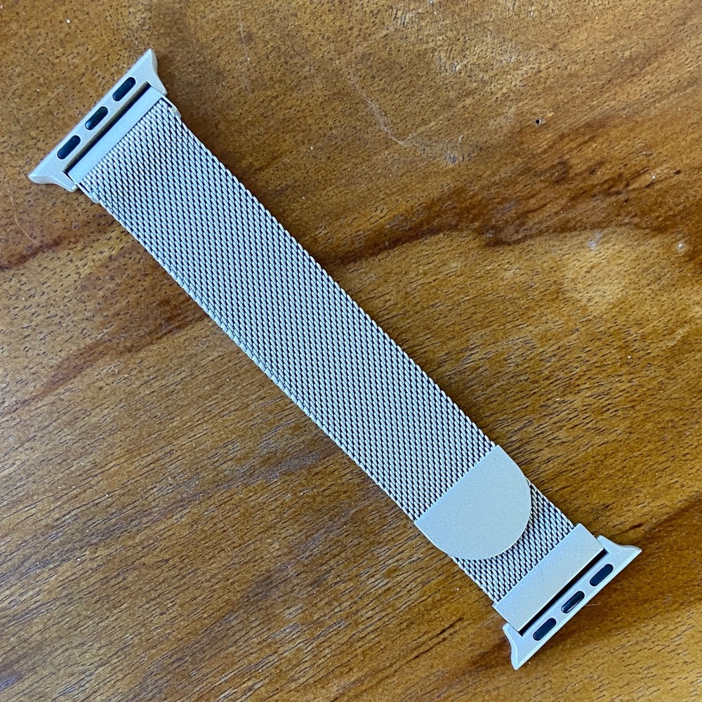 NEW Silver Mesh Stainless Steel Apple Watch Band